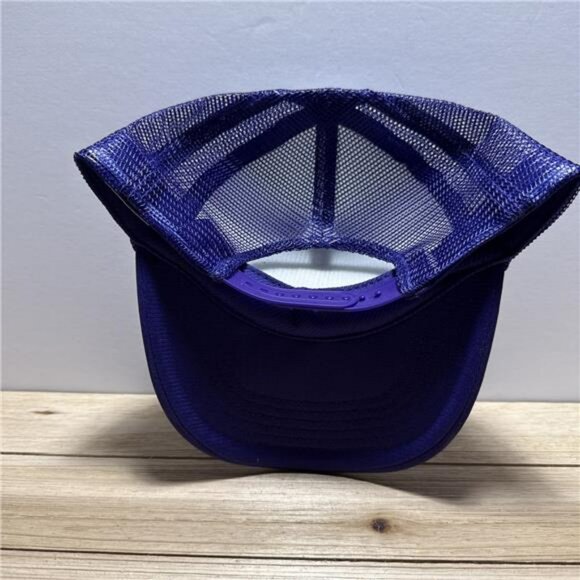 Vintage NASCAR Daytona Racing Trucker Hat Purple Mesh Snapback 80s Cap Car Fans - Picture 4 of 6